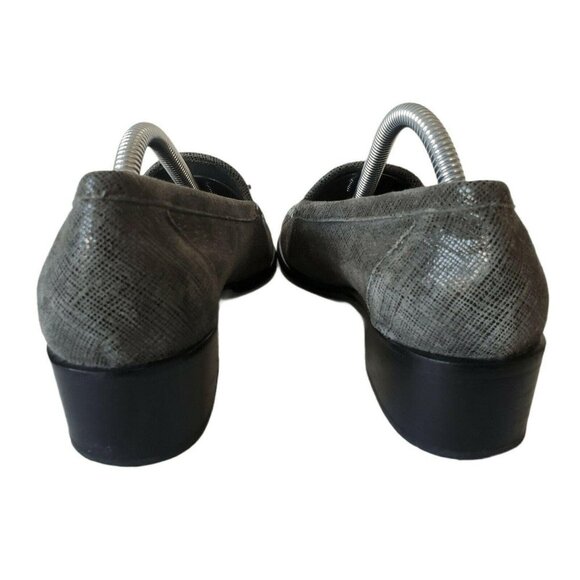 Stuart Weitzman Gray Leather Square Toe Pumps 6AAA Slip-On 90s Business Casual - Picture 2 of 11